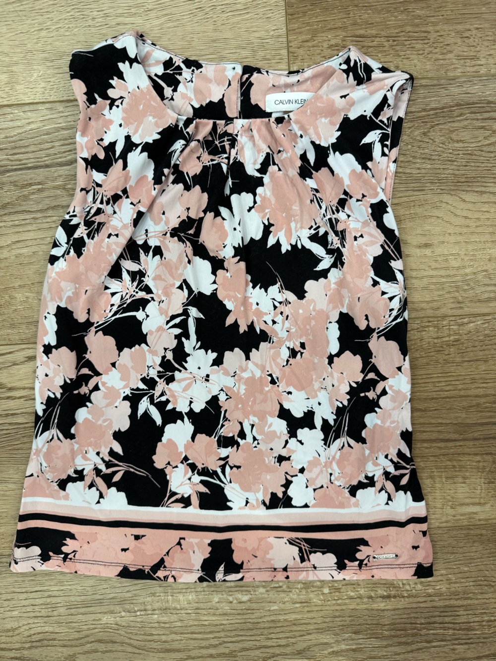 Express Black Tie-Front Puff Sleeve Cardigan with Pink Floral Top - Picture 4 of 5